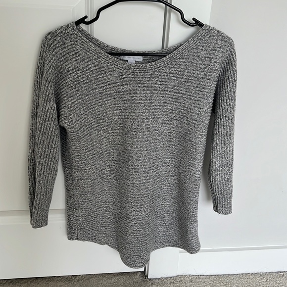 New York and Company size XS grey sweater. - Picture 1 of 2